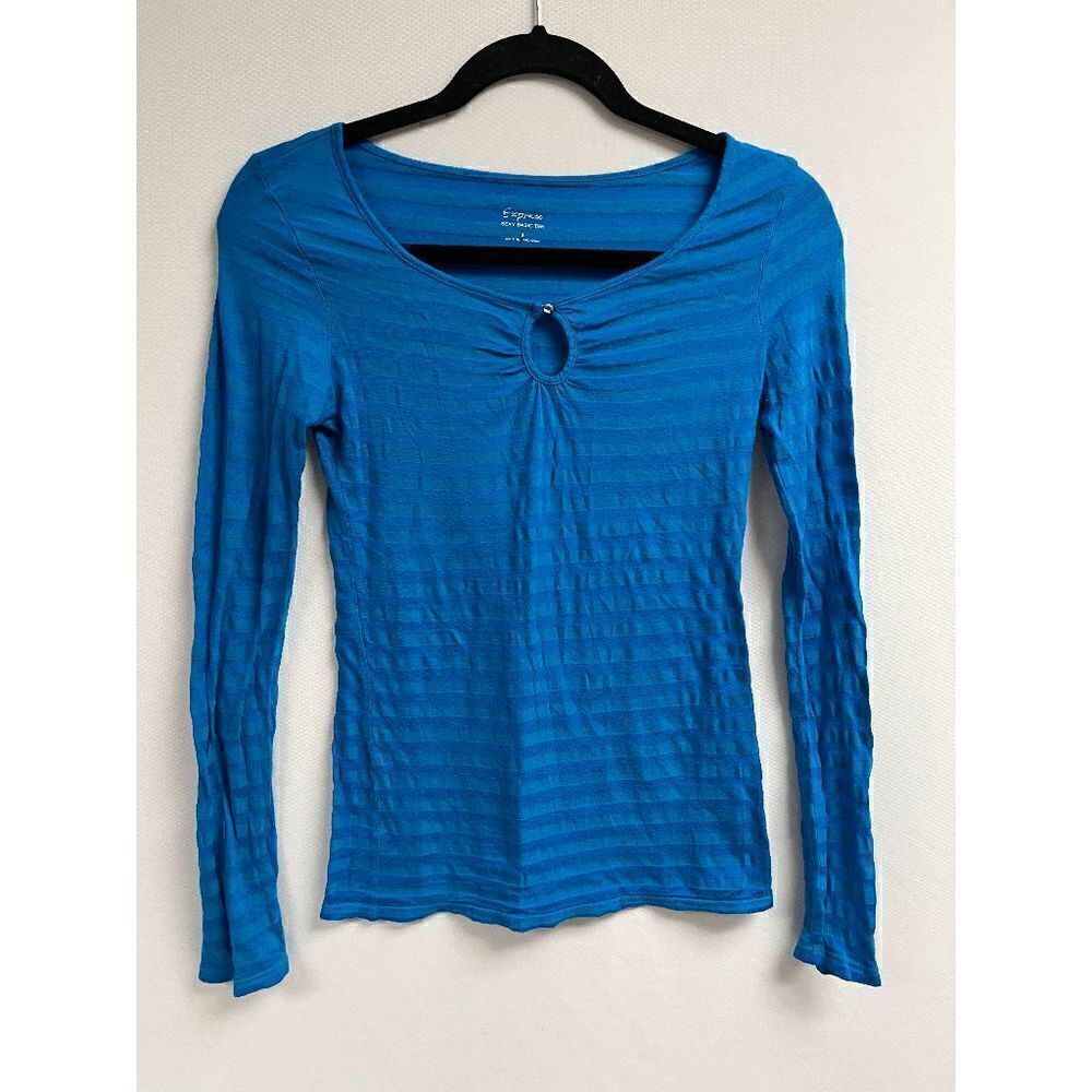 Express Womens Pullover Long Sleeve Scoop neck Basic Tee Shirt Blue Size Small